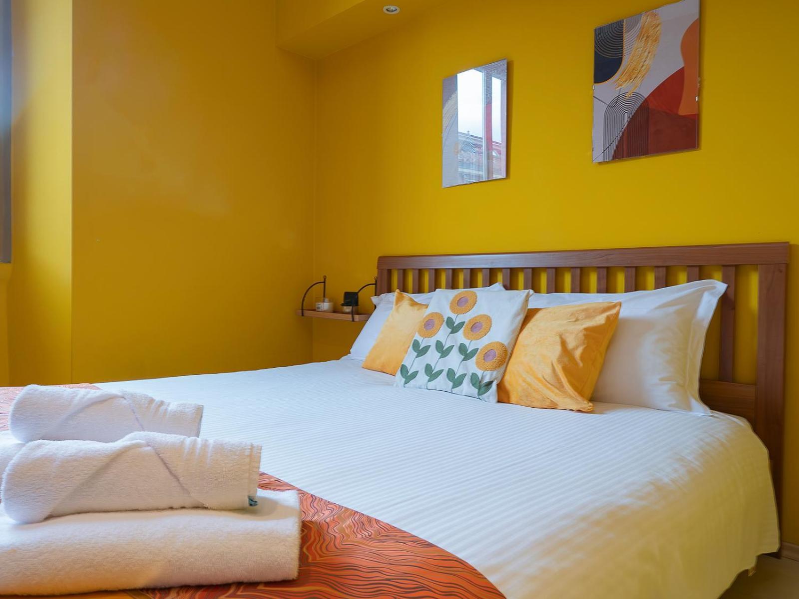 Xenia Apartments - Colorful Apartment In Fiera Area 米兰 外观 照片